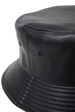画像をギャラリービューアに読み込む, 【第二弾アイテム】DOUBLE FOUR SIX-Silicon Patch Eco Leather Bucket Hat Black
