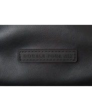 画像をギャラリービューアに読み込む, DOUBLE FOUR SIX-Silicon Logo Shoulder Bag
