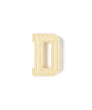 画像をギャラリービューアに読み込む, D-Synthetic Leather Alphabet Brooch Milky yellow
