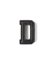 画像をギャラリービューアに読み込む, D-Synthetic Leather Alphabet Brooch Black
