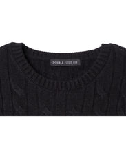 画像をギャラリービューアに読み込む, 446-Cable Knit Pullover Black
