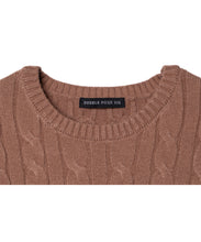 画像をギャラリービューアに読み込む, 446-Cable Knit Pullover Camel
