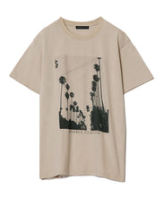 画像をギャラリービューアに読み込む, LA Photo Print T-Shirt Beige×Palm Tree

