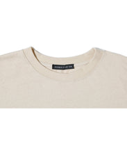 画像をギャラリービューアに読み込む, Cursive Logo Long Sleeve T-Shirt beige
